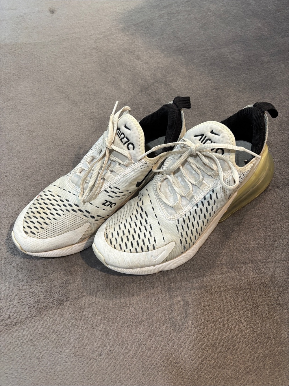 Nike Women's Air270 Sneakers